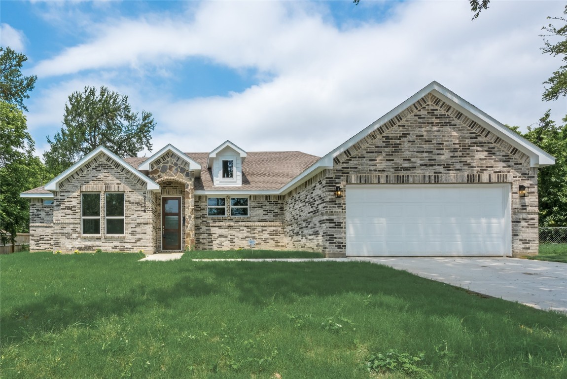 2114 S Belt Line Road Grand Prairie TX 75051
