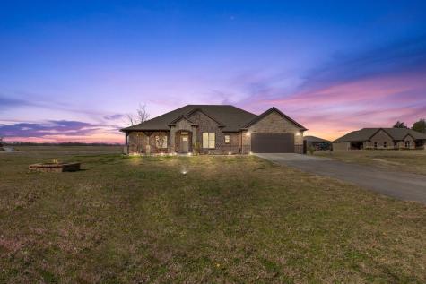 4438 Fm 903 Celeste TX 75423