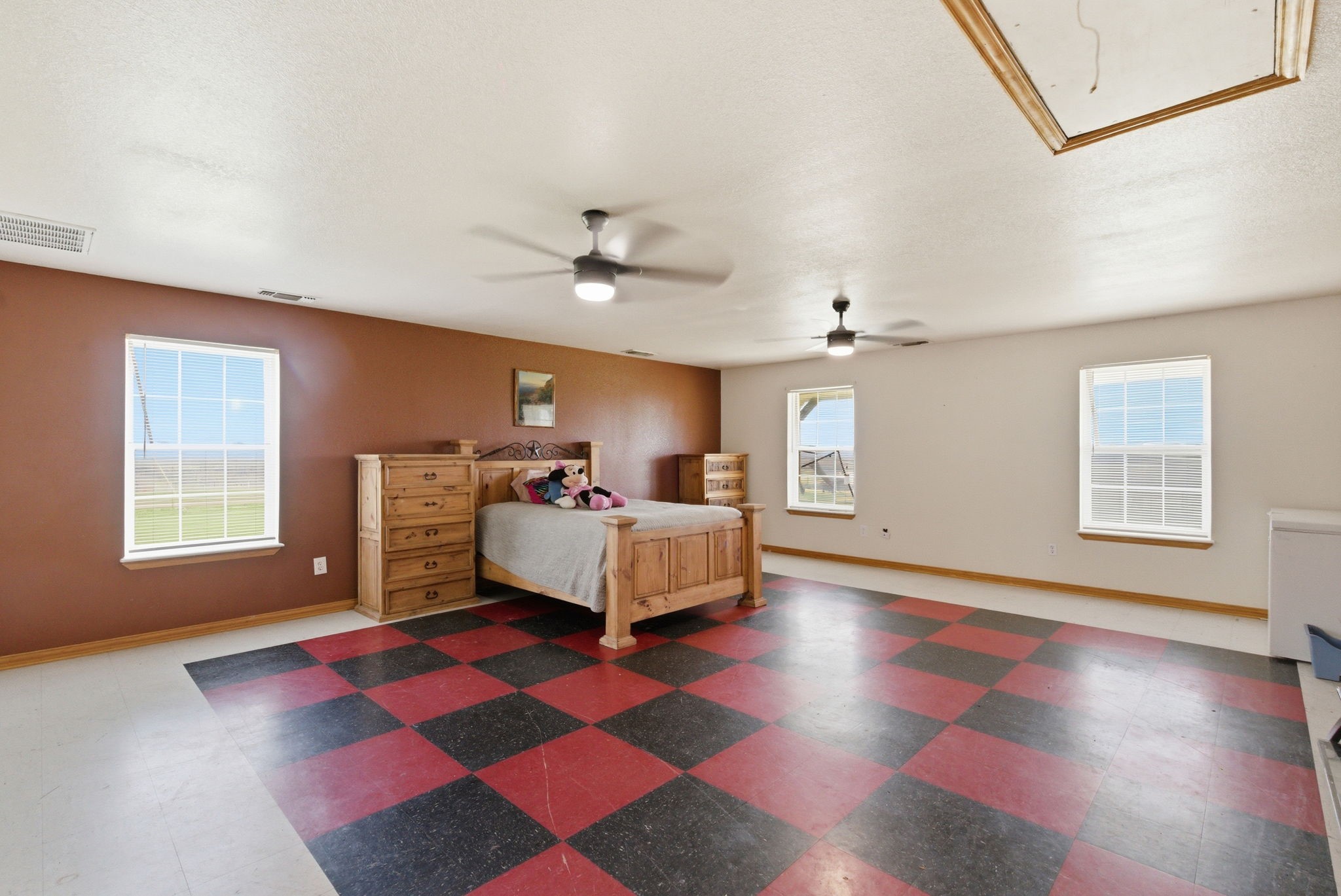 301 Rhoades Lane Springtown TX 76082