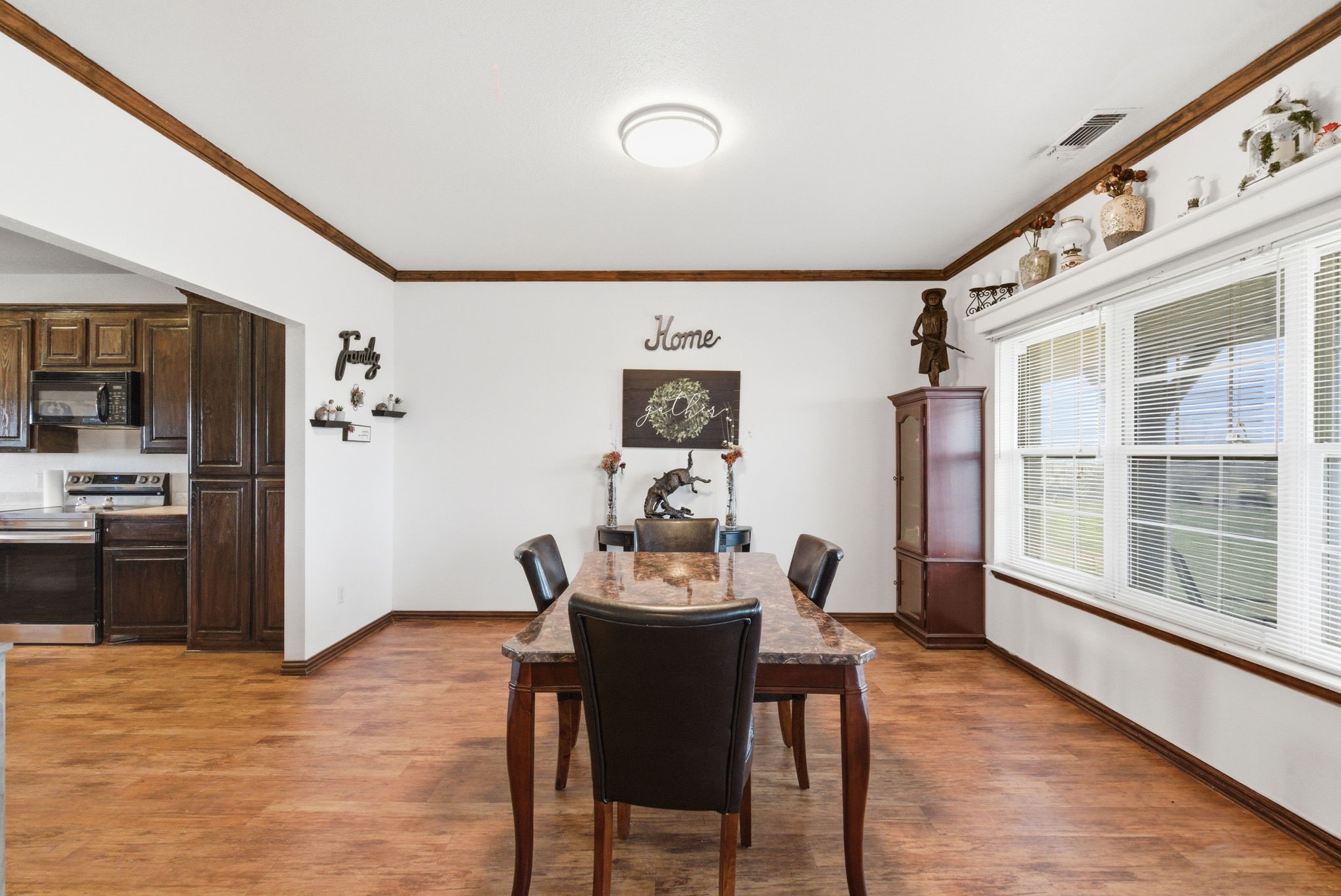 301 Rhoades Lane Springtown TX 76082