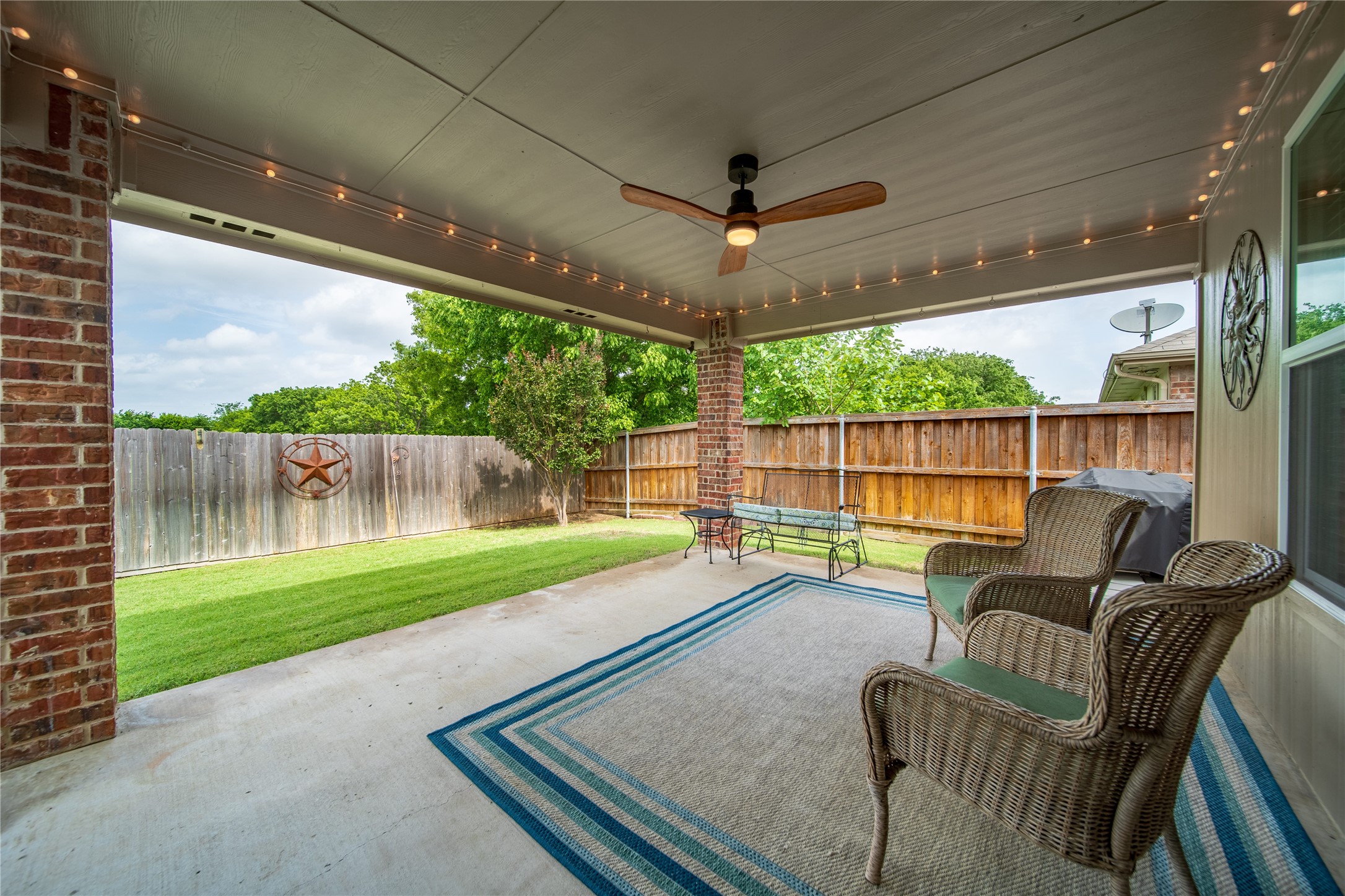 917 Zoe Street Royse City TX 75189