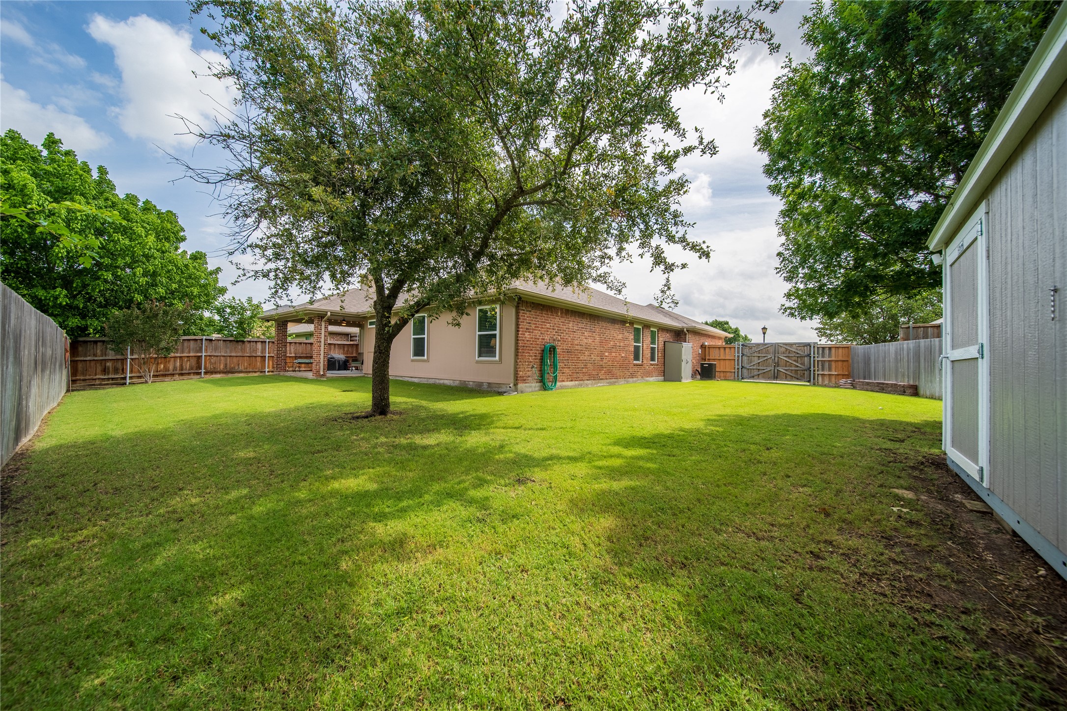 917 Zoe Street Royse City TX 75189