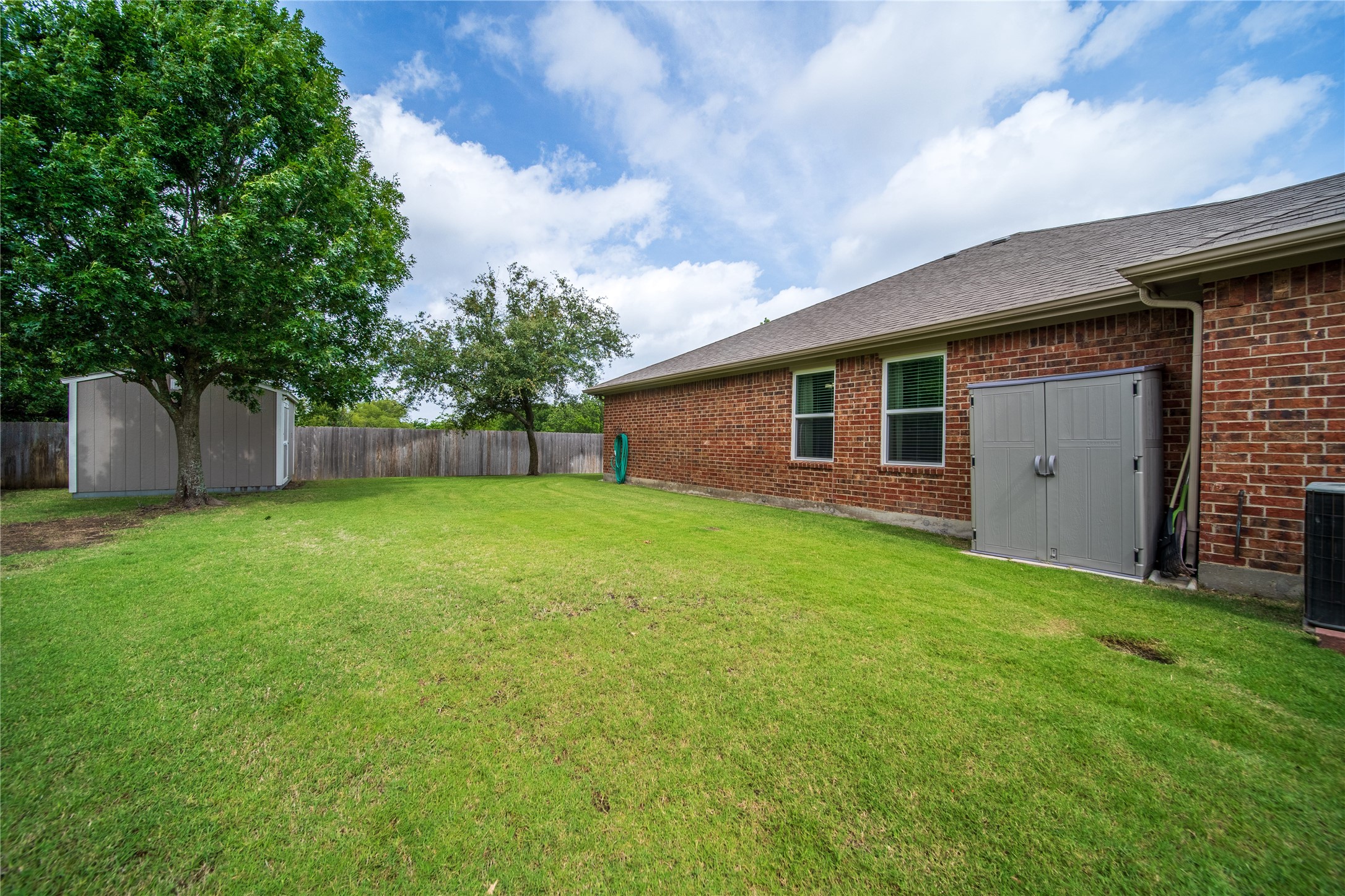 917 Zoe Street Royse City TX 75189