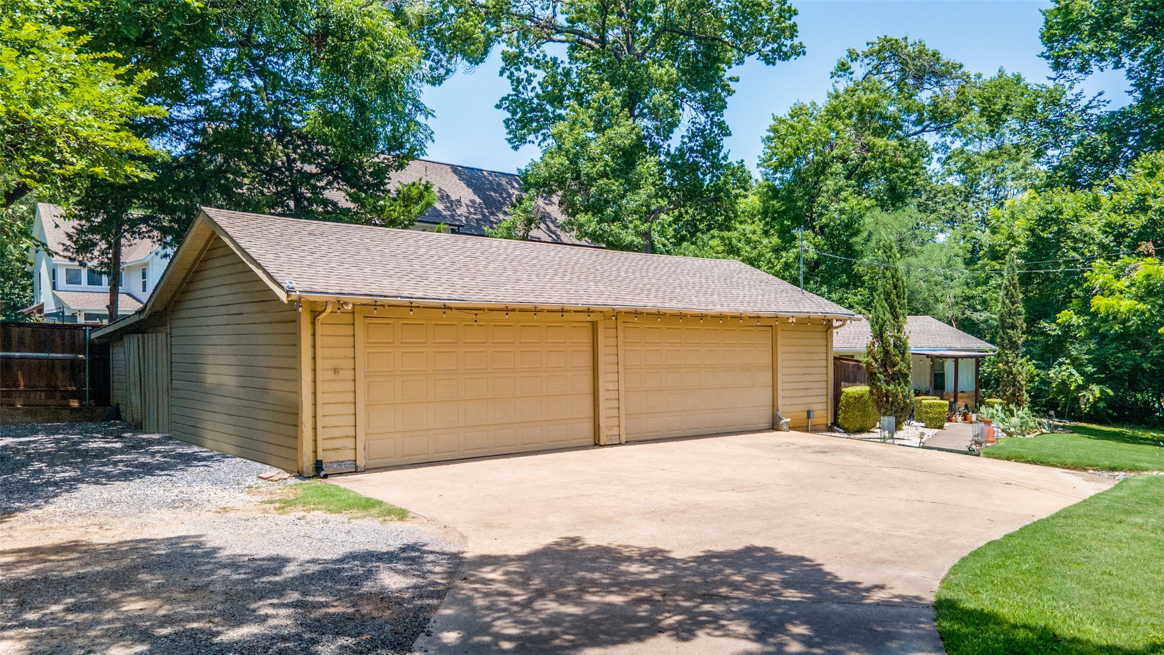 800 Harter Road Dallas TX 75218