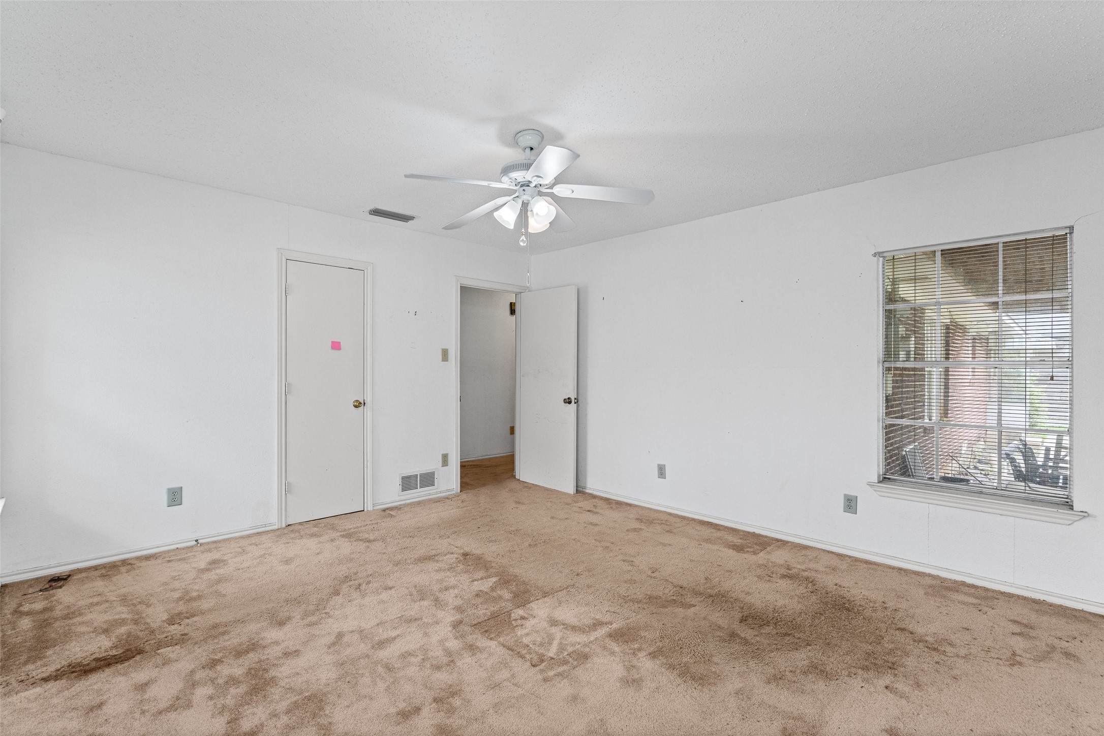 9738 Van Dyke Road Dallas TX 75218