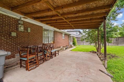 9738 Van Dyke Road Dallas TX 75218