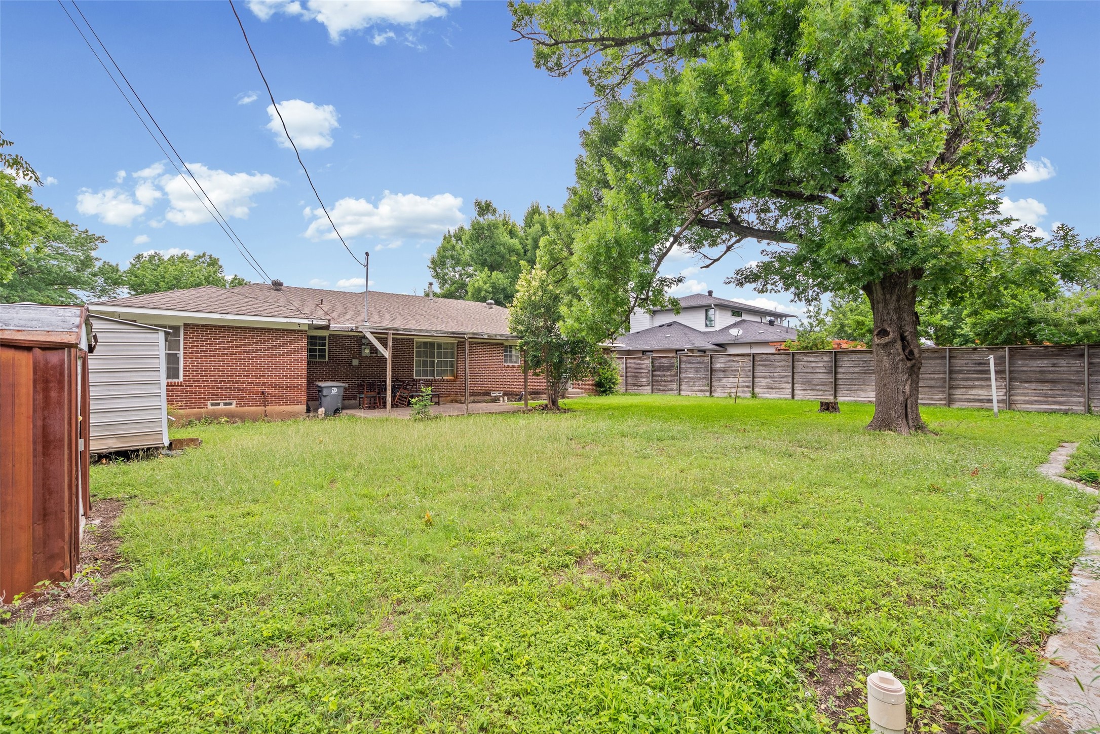 9738 Van Dyke Road Dallas TX 75218