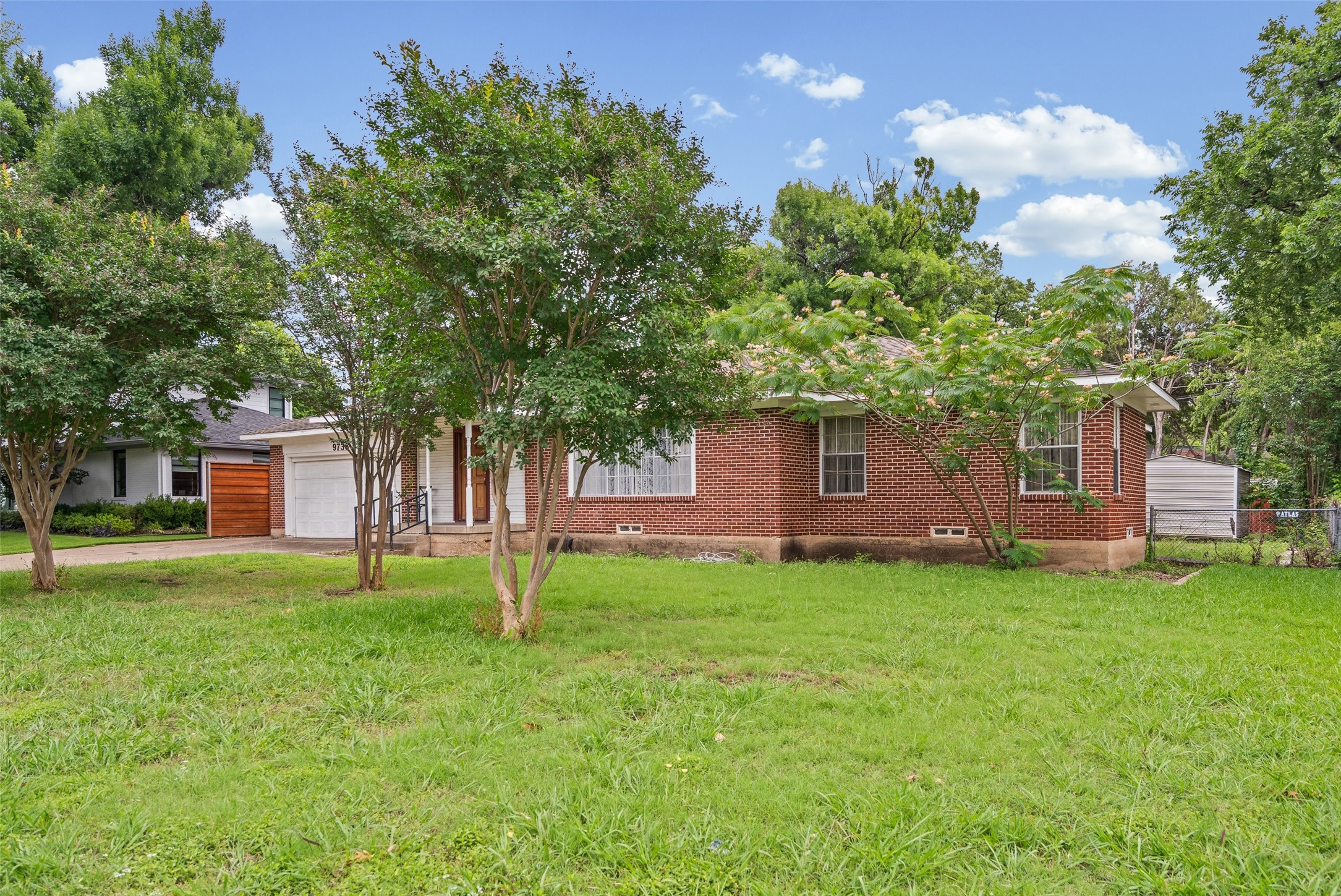9738 Van Dyke Road Dallas TX 75218