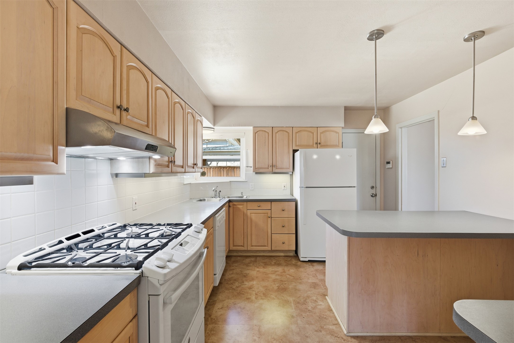 543 Aqua Drive Dallas TX 75218
