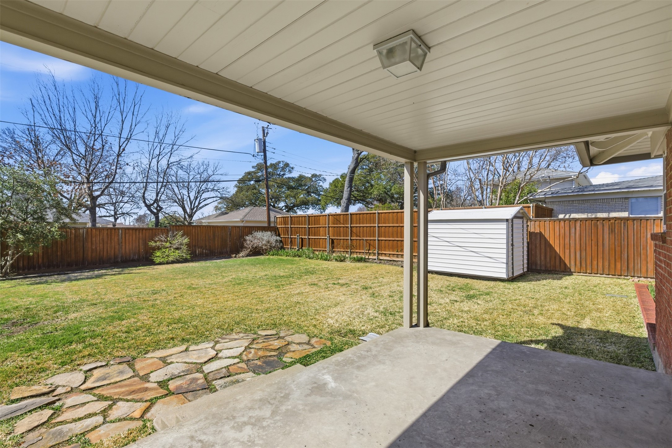 543 Aqua Drive Dallas TX 75218