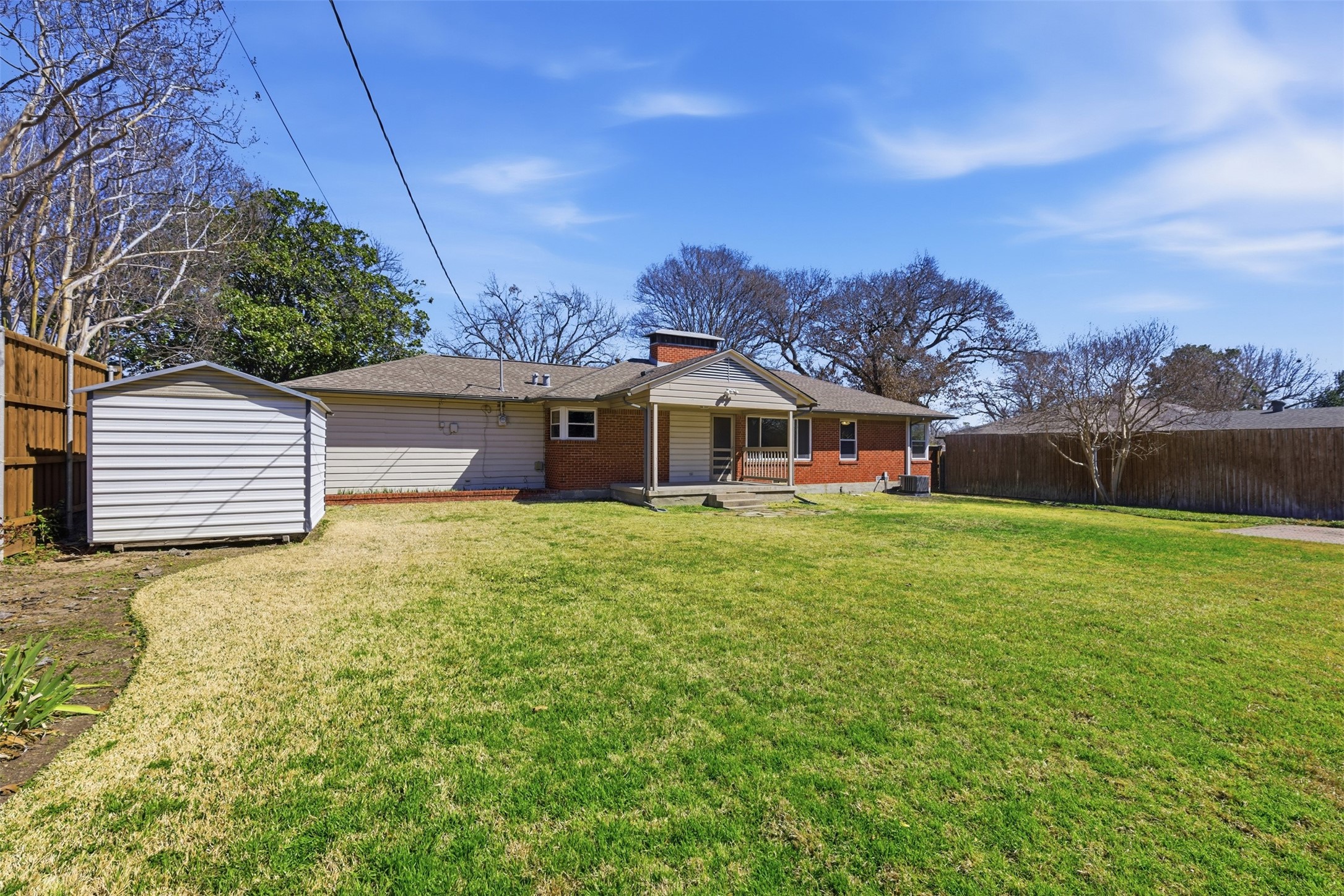 543 Aqua Drive Dallas TX 75218