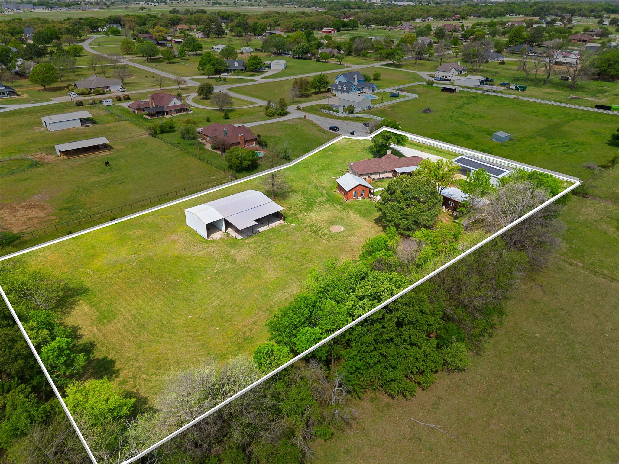 9898 Vail Eton Drive Pilot Point TX 76258