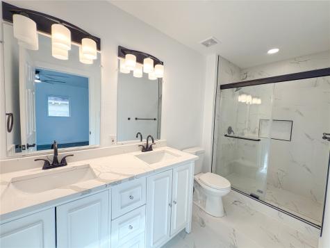 418 Clover Lane Garland TX 75043