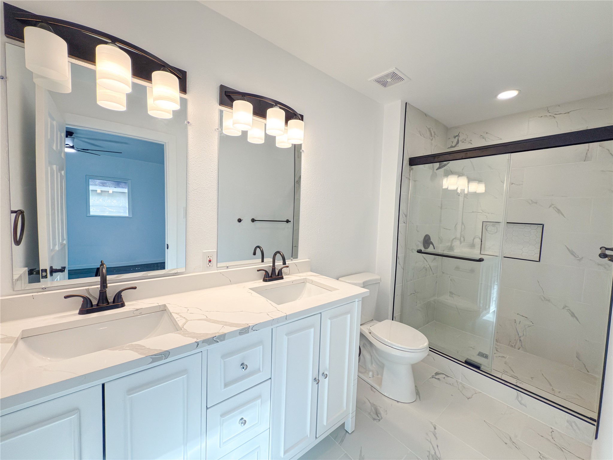 418 Clover Lane Garland TX 75043
