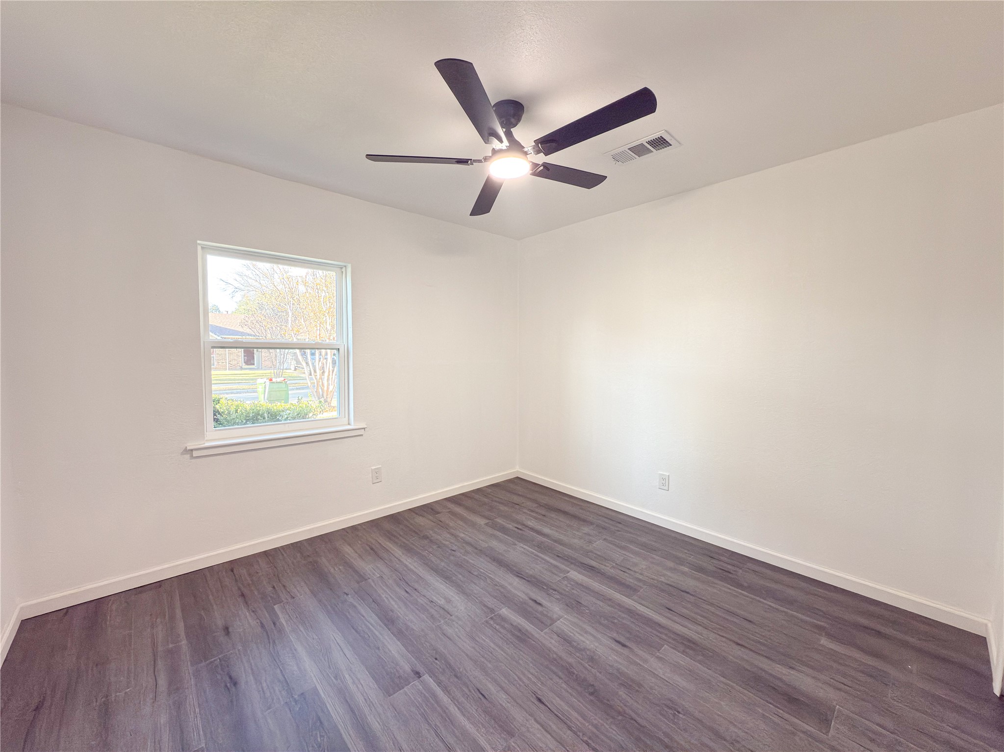 418 Clover Lane Garland TX 75043