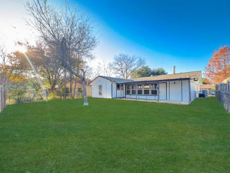 418 Clover Lane Garland TX 75043