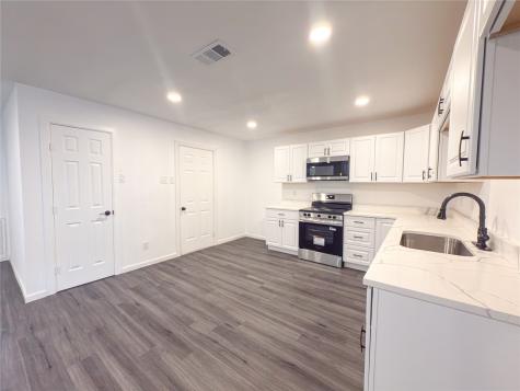 418 Clover Lane Garland TX 75043