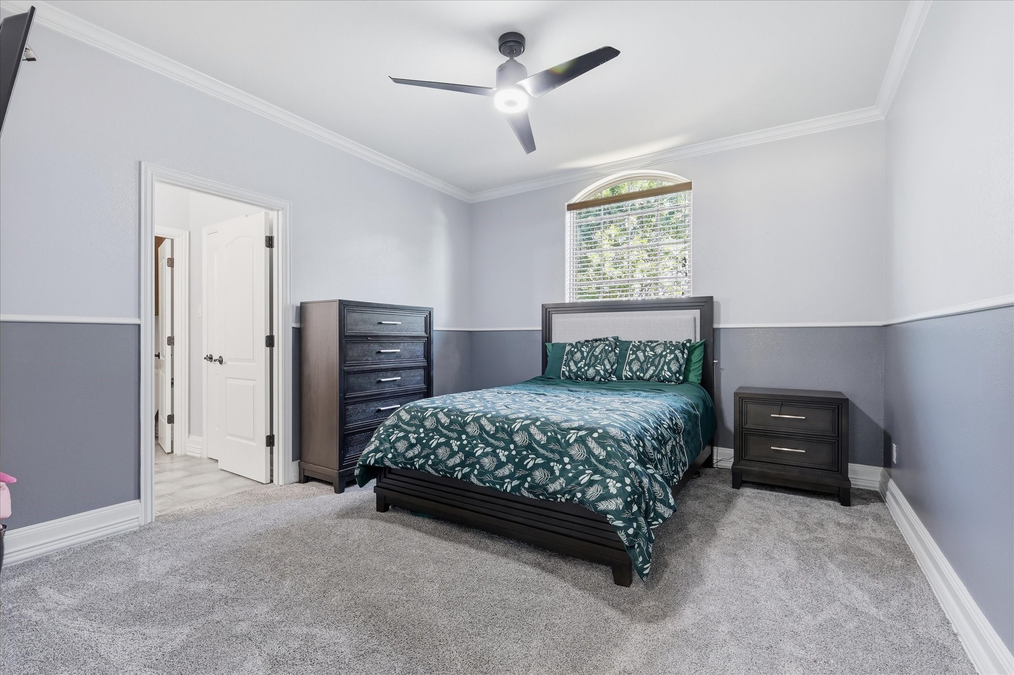 2056 Willow Bend Drive Oak Leaf TX 75154