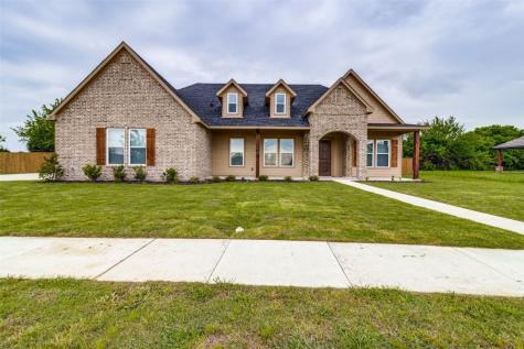 401 N College Street Pilot Point TX 76258