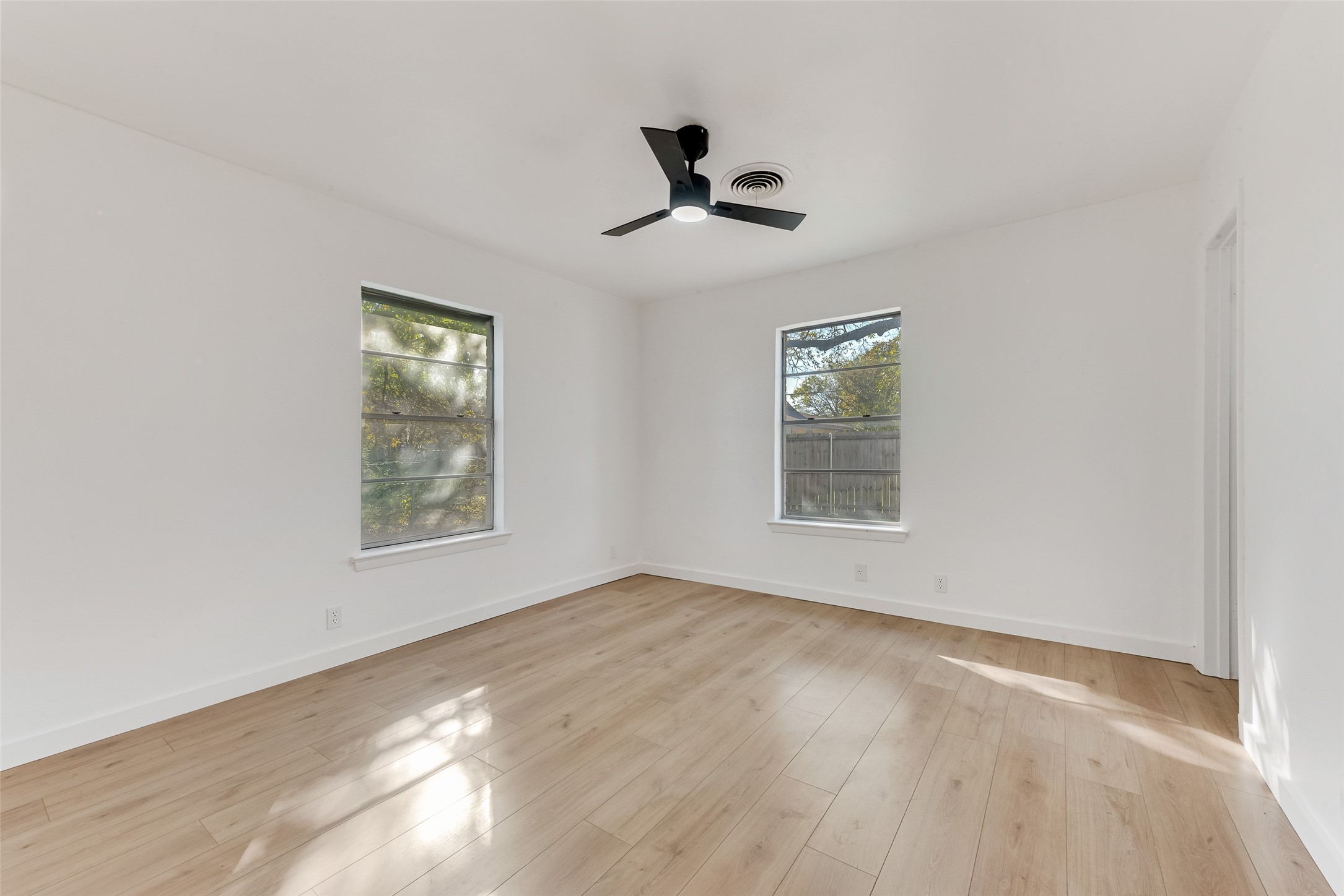 1105 W White Avenue Mckinney TX 75069