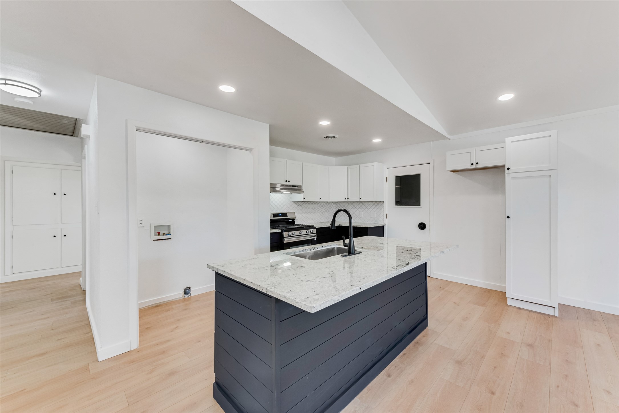 1105 W White Avenue Mckinney TX 75069