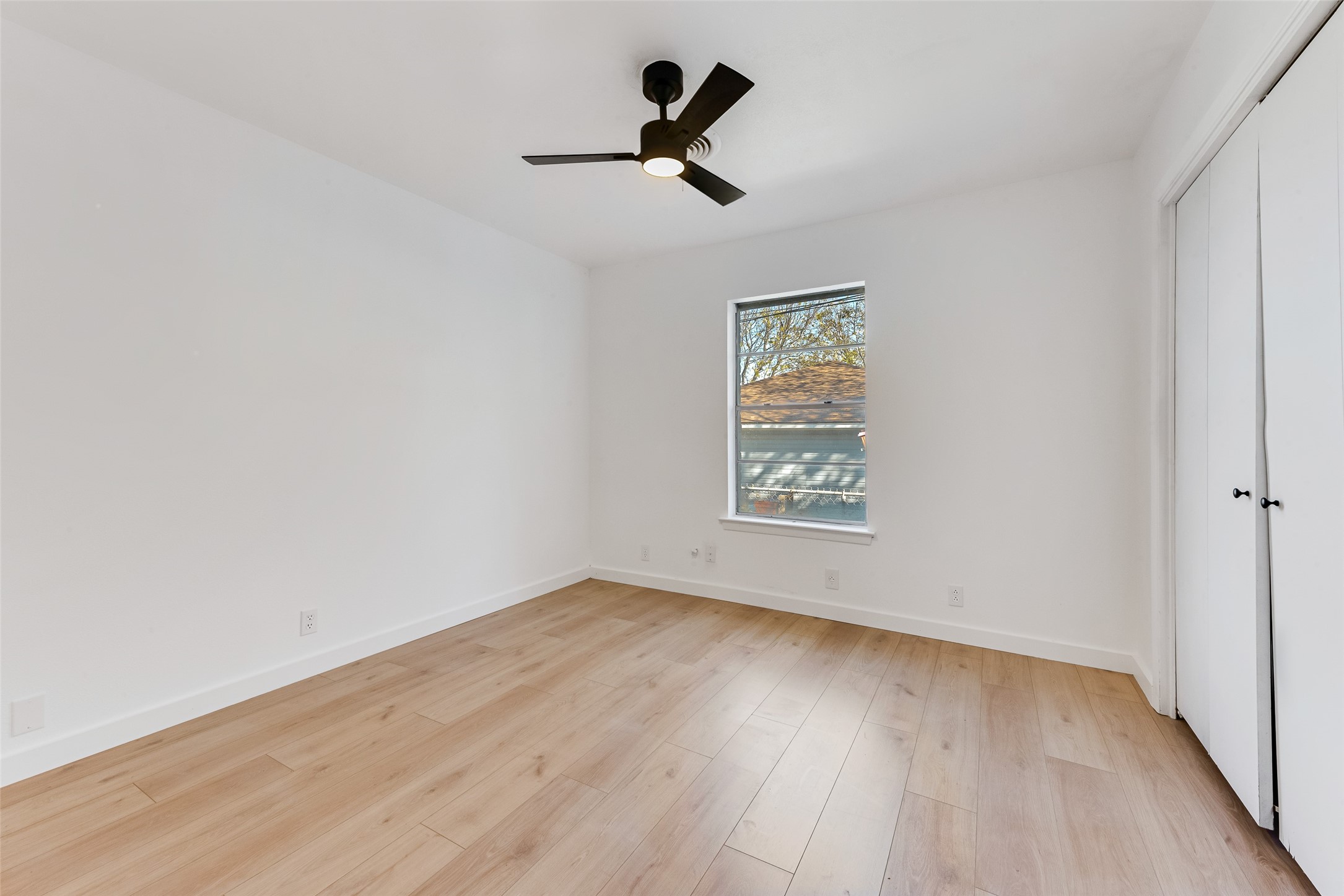 1105 W White Avenue Mckinney TX 75069