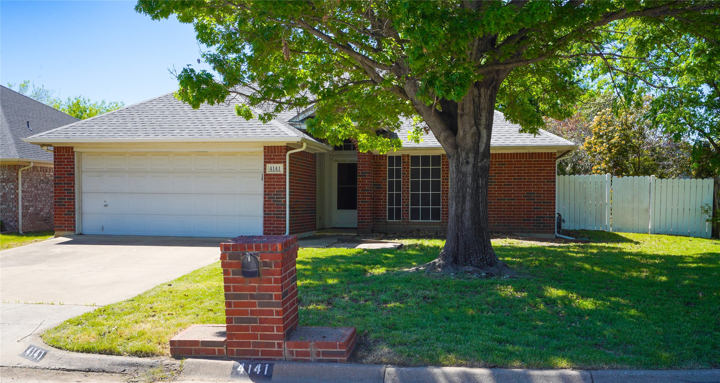 4141 Maryanne Place Haltom City TX 76137
