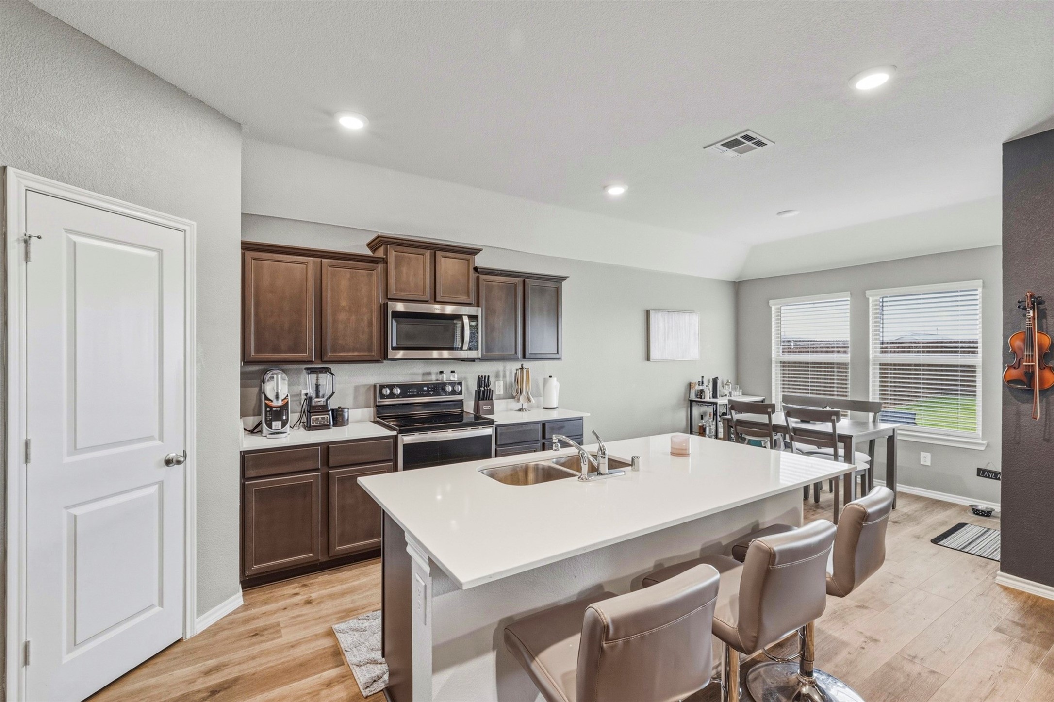1210 Grand View Drive Ennis TX 75119