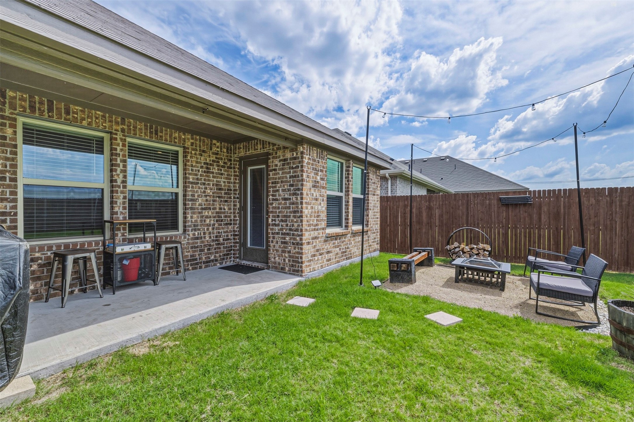 1210 Grand View Drive Ennis TX 75119