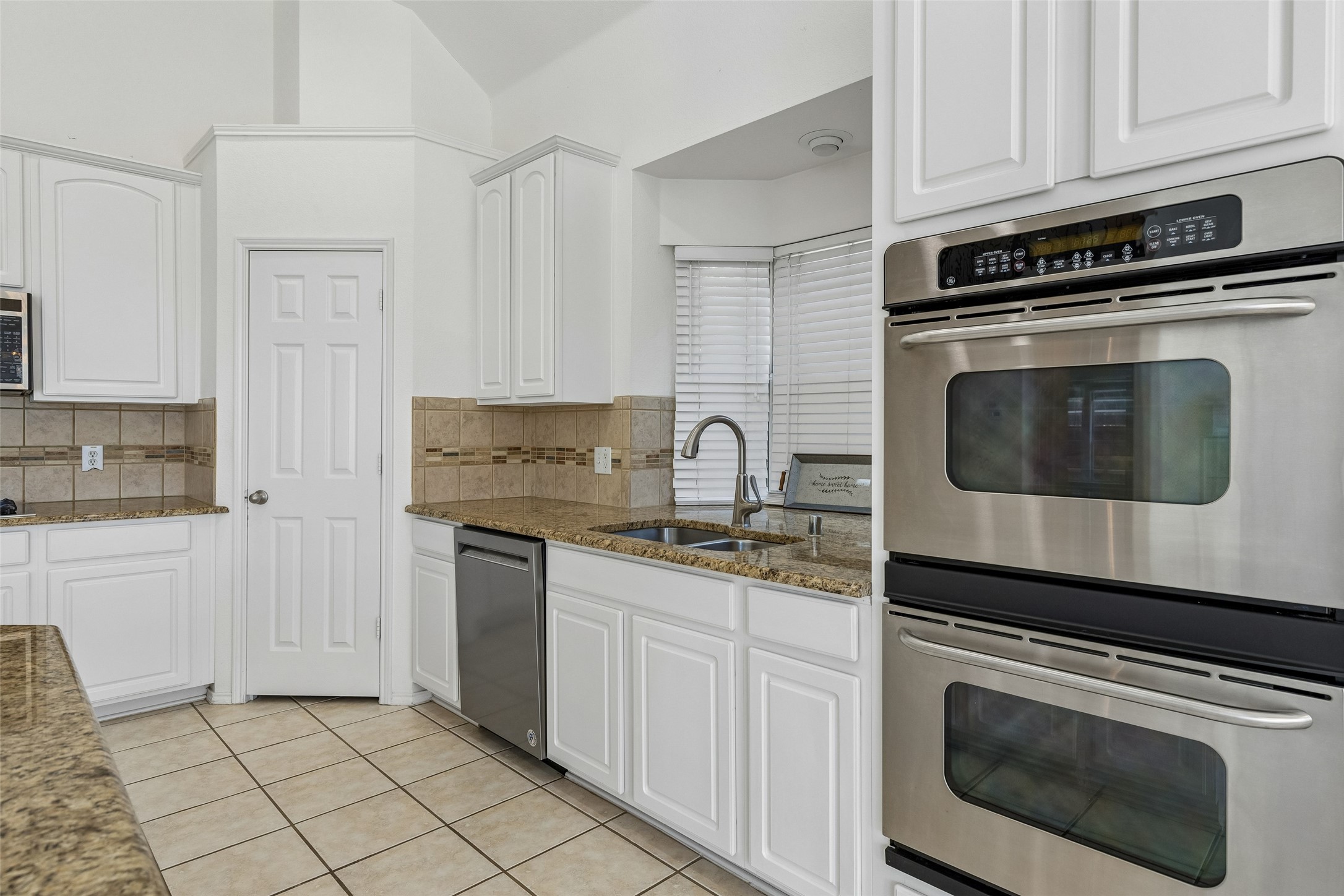 11821 Stephenville Drive Frisco TX 75035