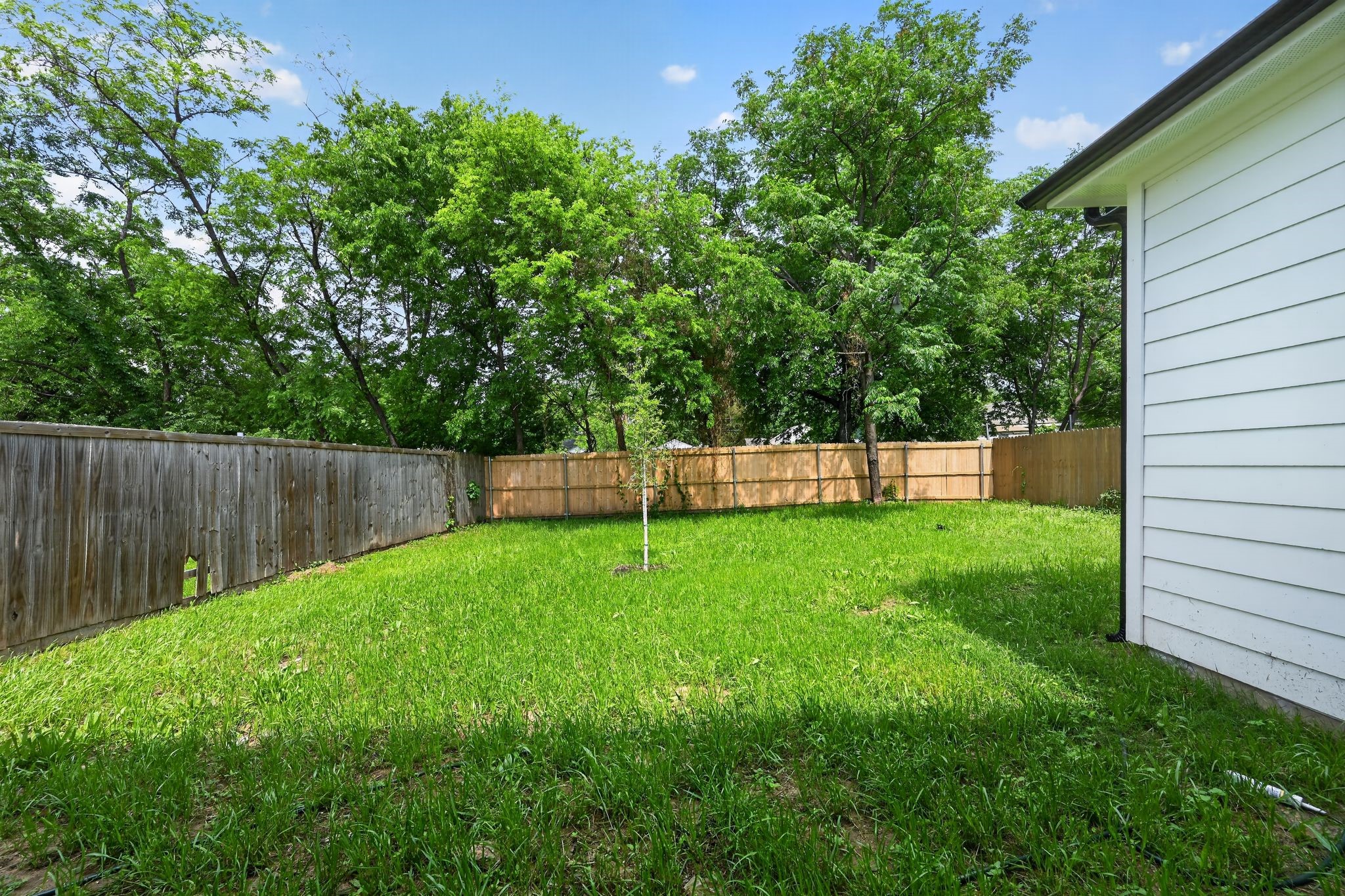 3711 Metropolitan Avenue Dallas TX 75210