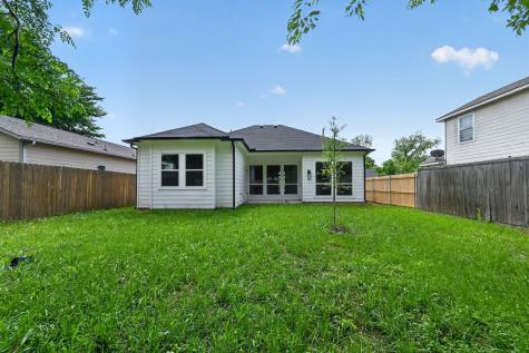 3711 Metropolitan Avenue Dallas TX 75210
