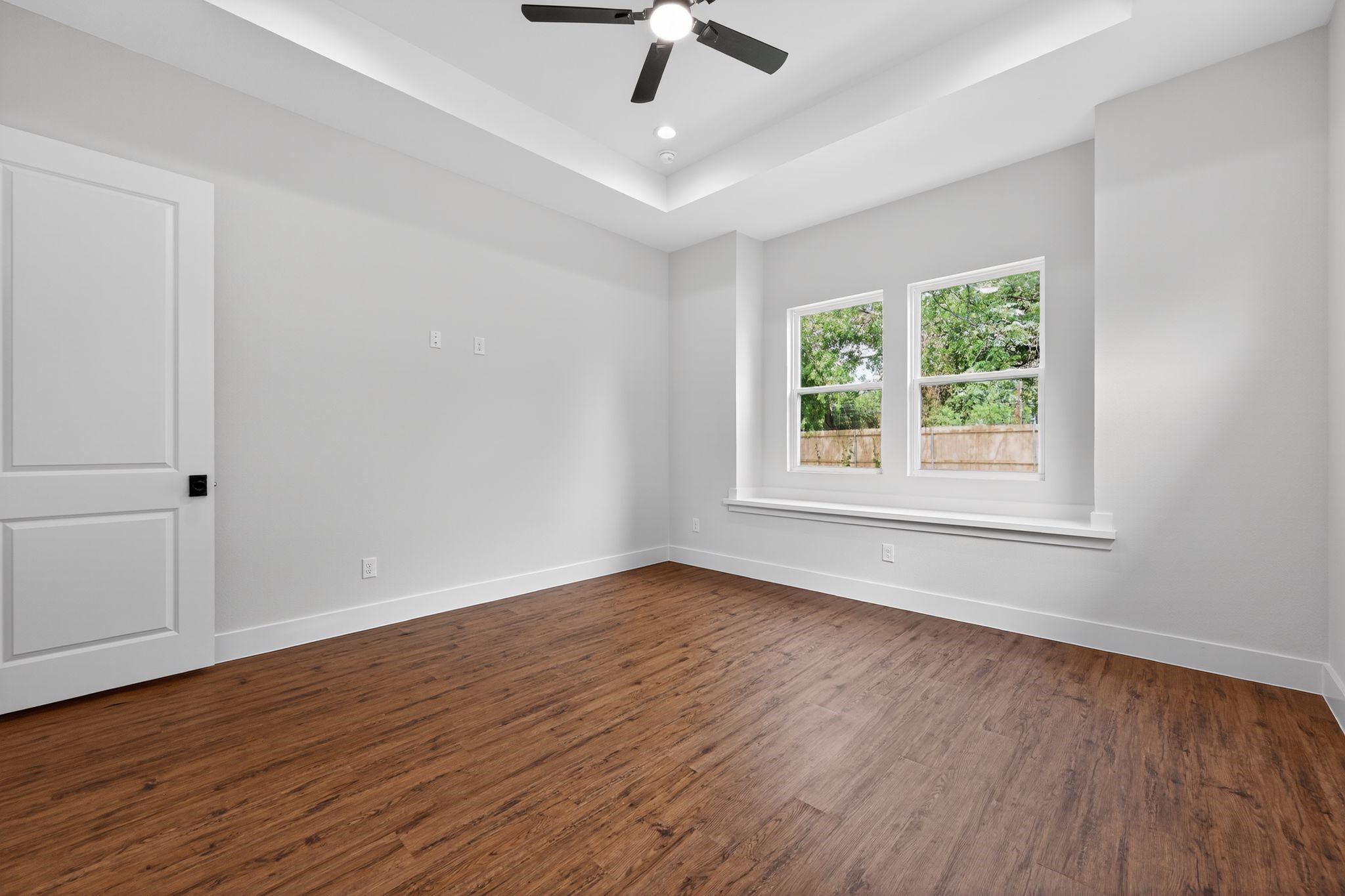 3711 Metropolitan Avenue Dallas TX 75210