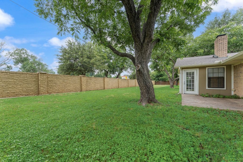 2697 Poplar Drive Flower Mound TX 75028