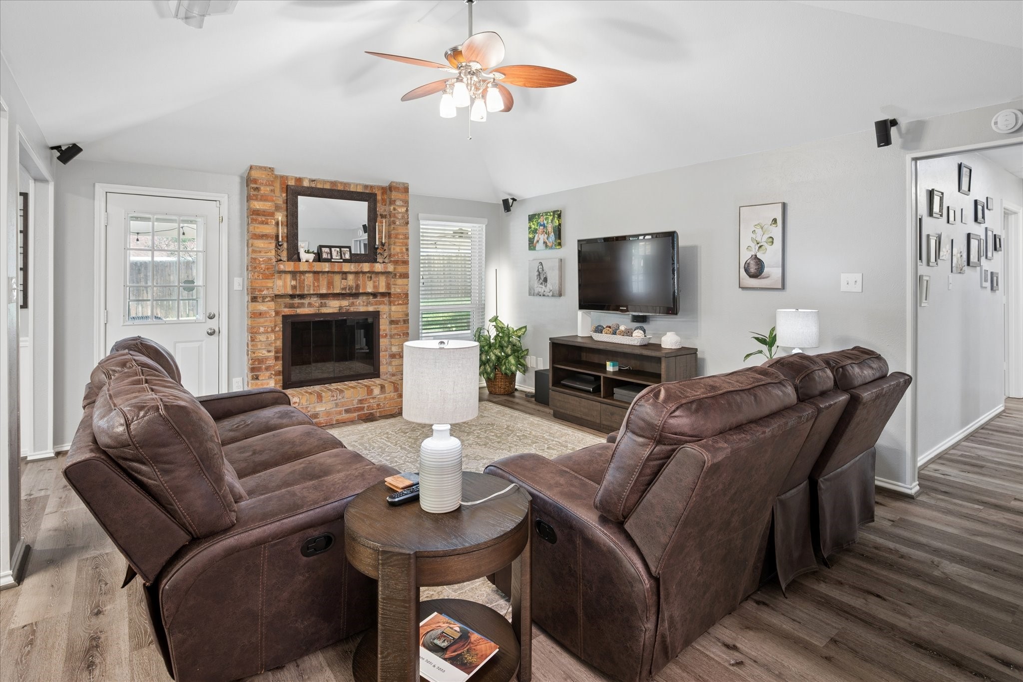 2406 S Forest Hills Corinth TX 76210