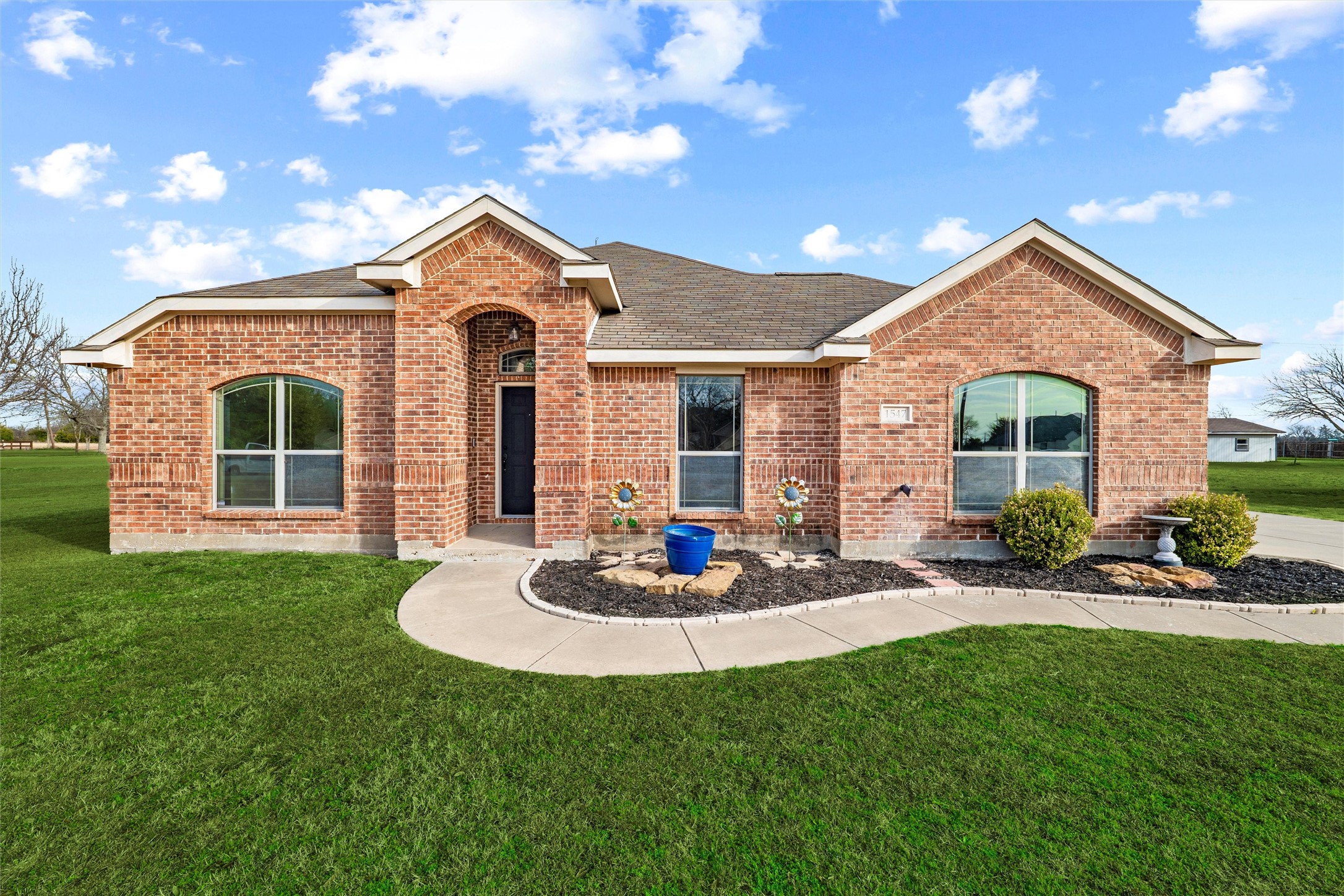 1547 Brookview Drive Lancaster TX 75146