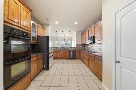 1547 Brookview Drive Lancaster TX 75146