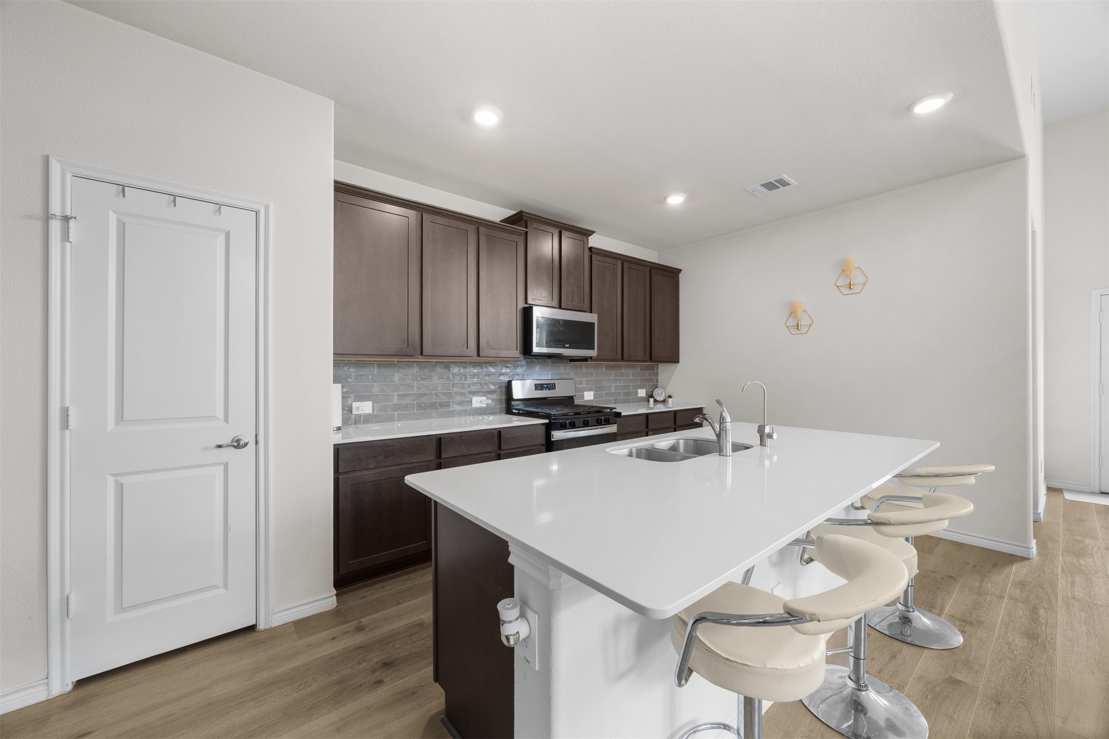 3808 High Country Road Aubrey TX 76227