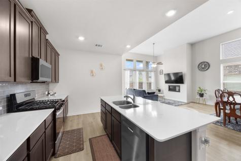 3808 High Country Road Aubrey TX 76227