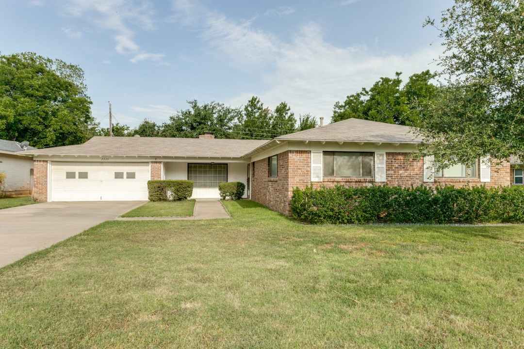 2325 Shady Grove Drive Bedford TX 76021