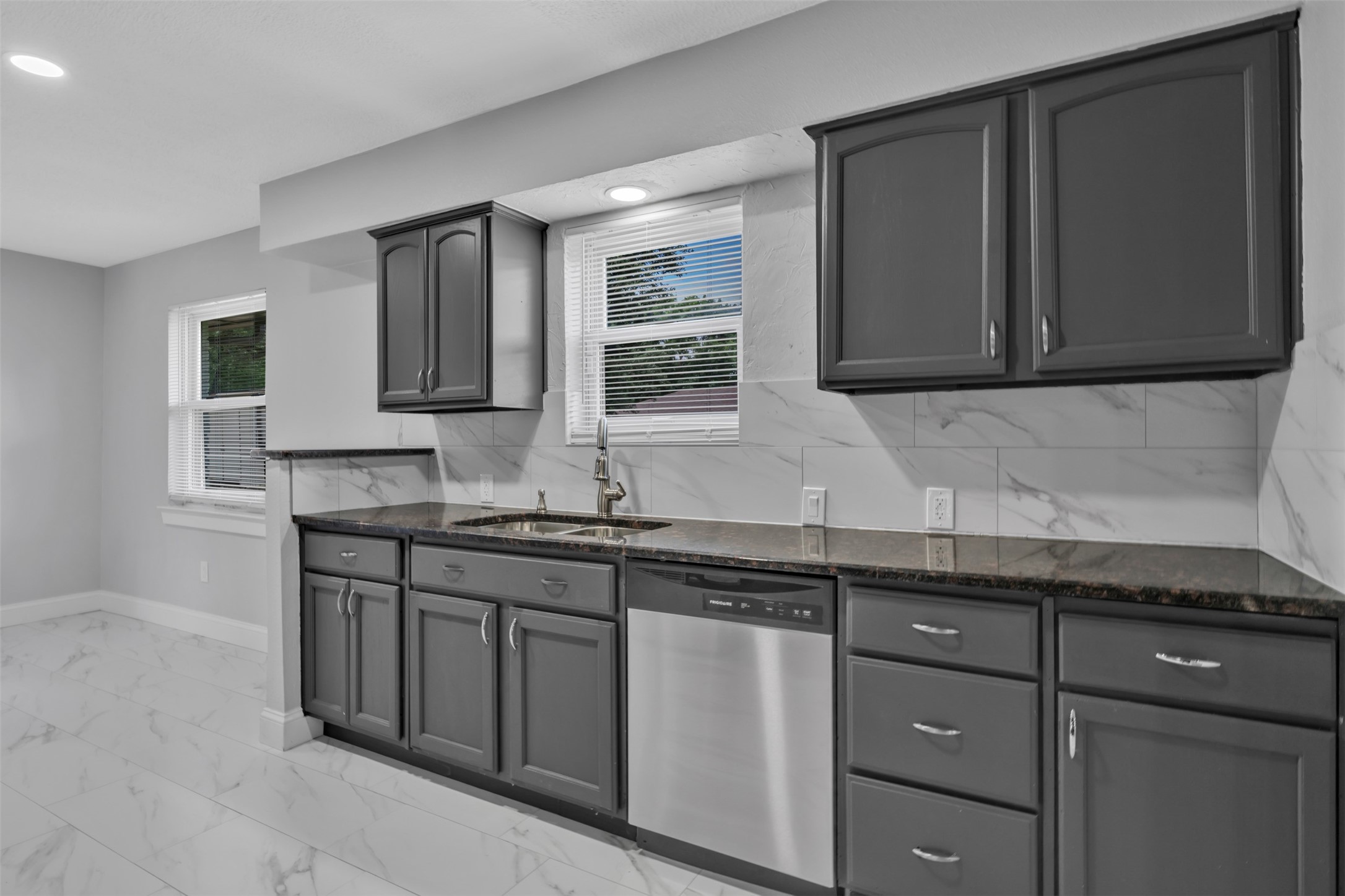 1230 Briar Hollow Lane Garland TX 75043