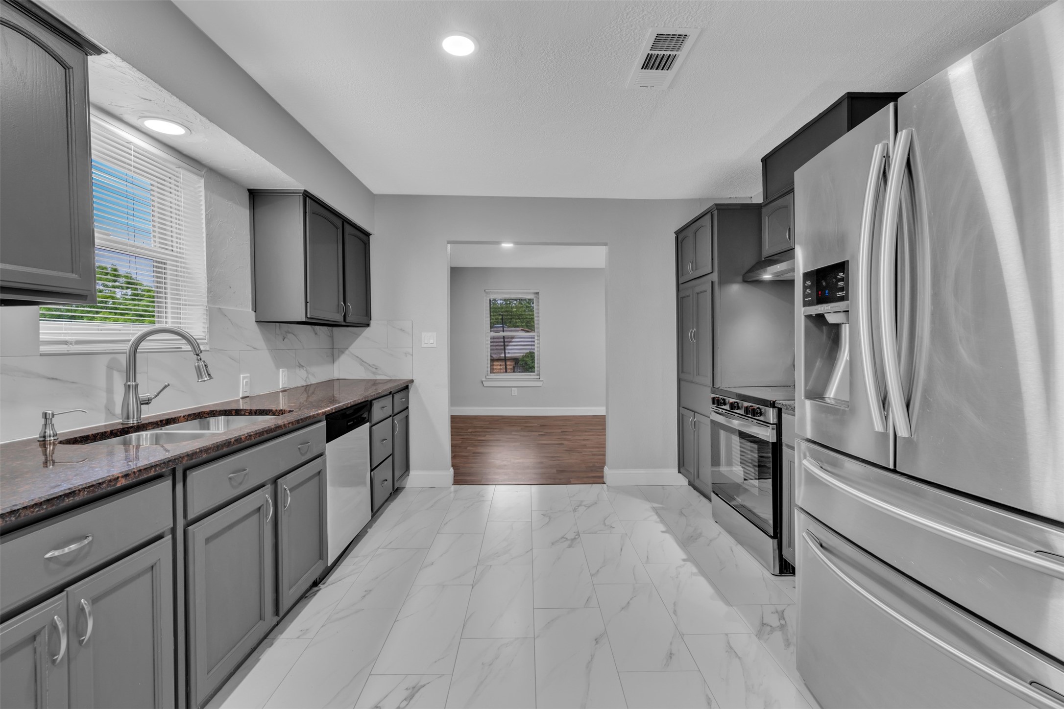 1230 Briar Hollow Lane Garland TX 75043