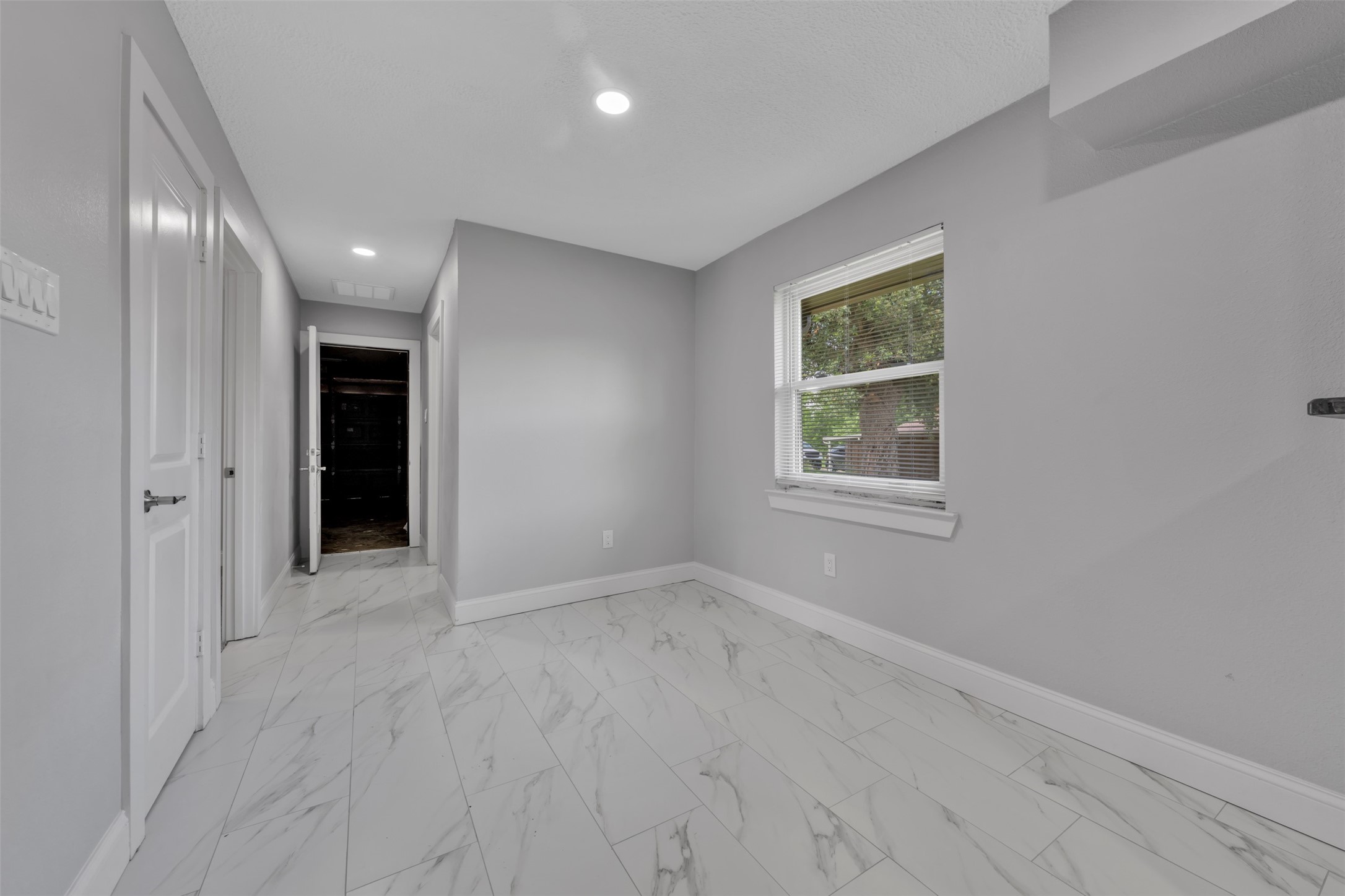 1230 Briar Hollow Lane Garland TX 75043