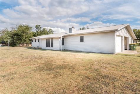 105 Hilltop Avenue Godley TX 76044