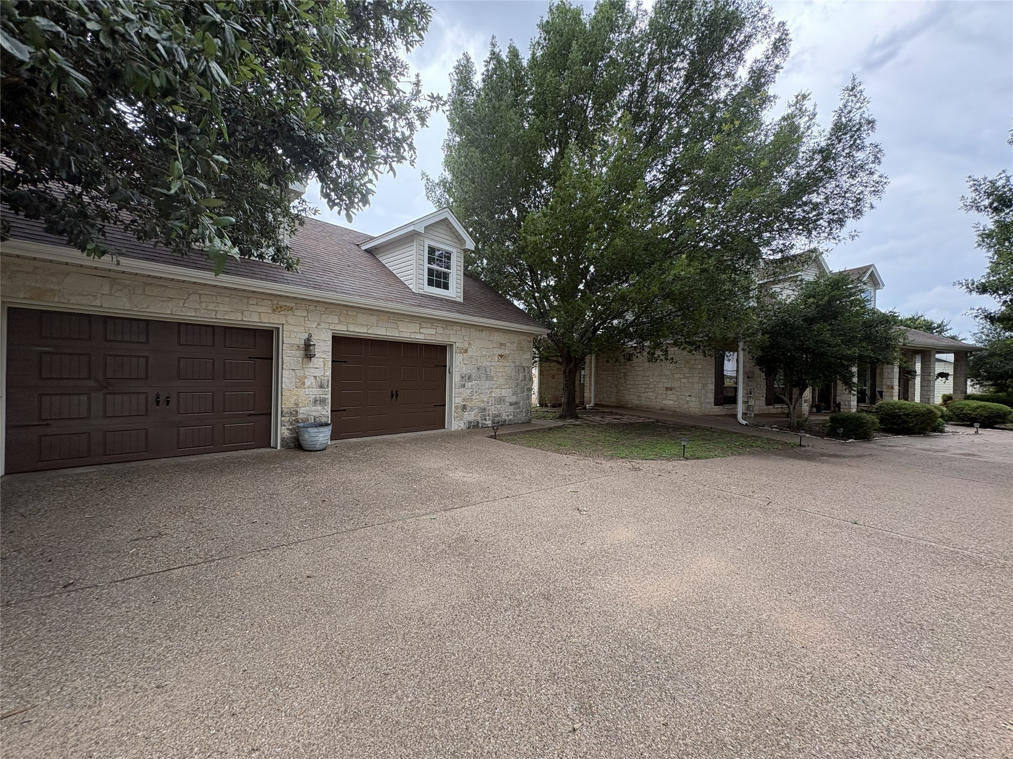 1170 Brazos Loop Gholson TX 76705
