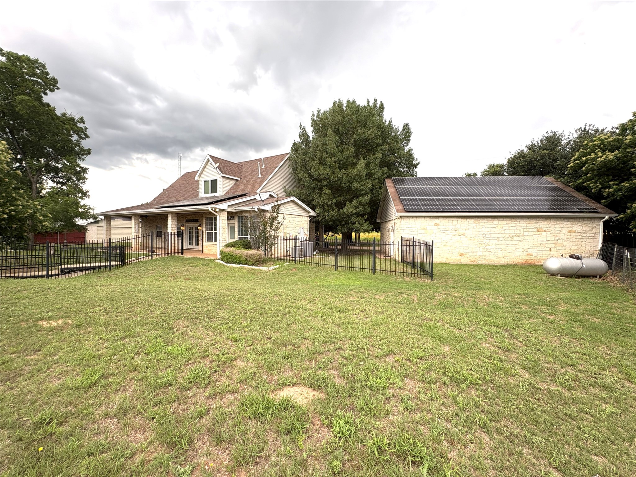 1170 Brazos Loop Gholson TX 76705