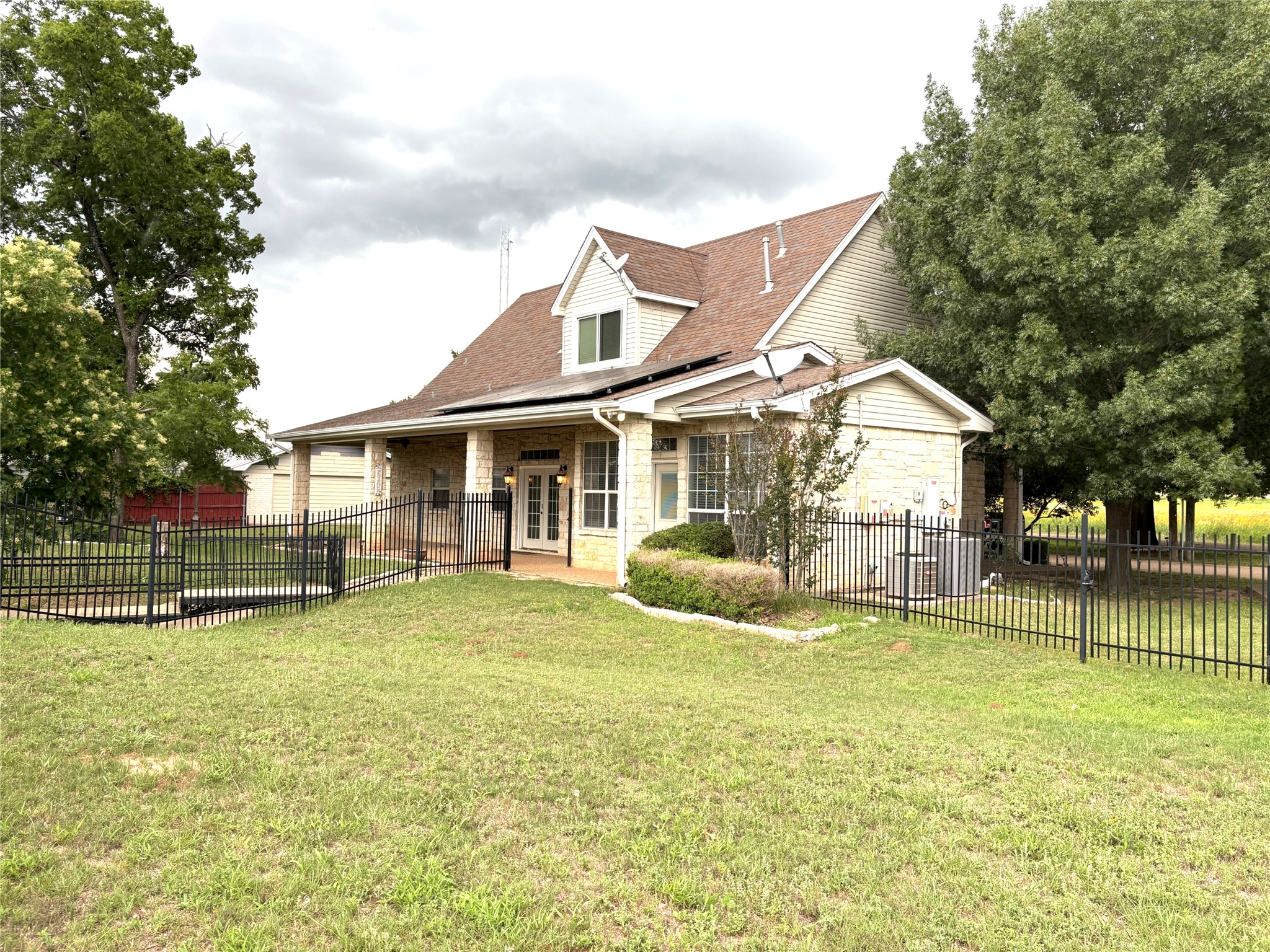 1170 Brazos Loop Gholson TX 76705