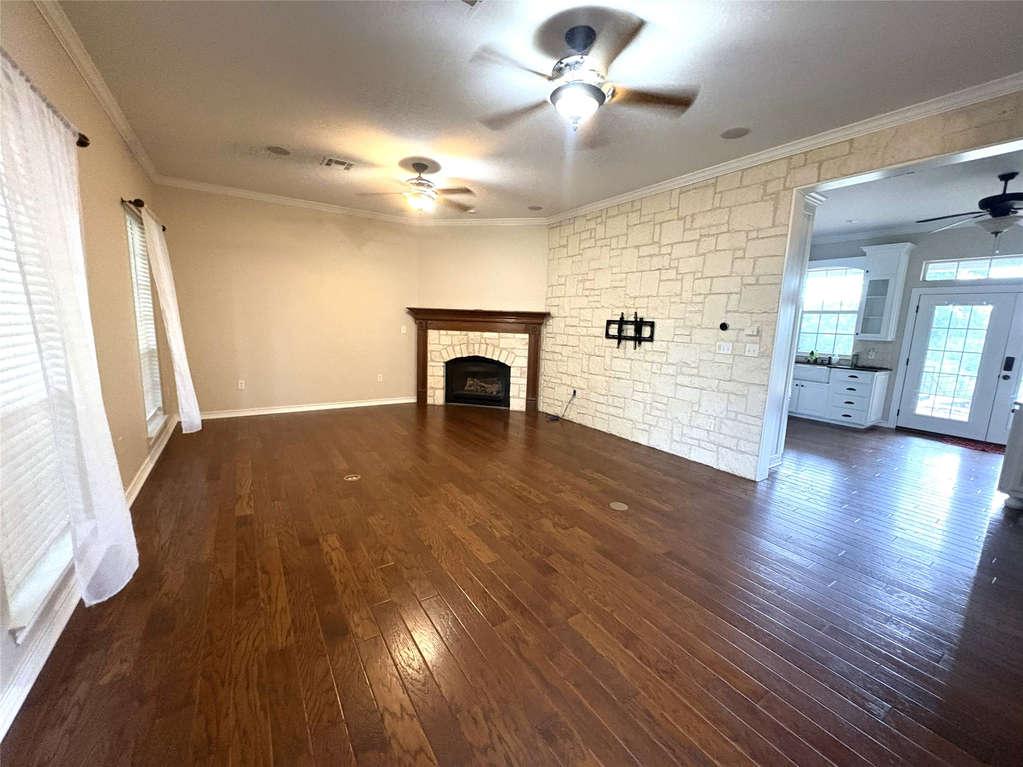 1170 Brazos Loop Gholson TX 76705