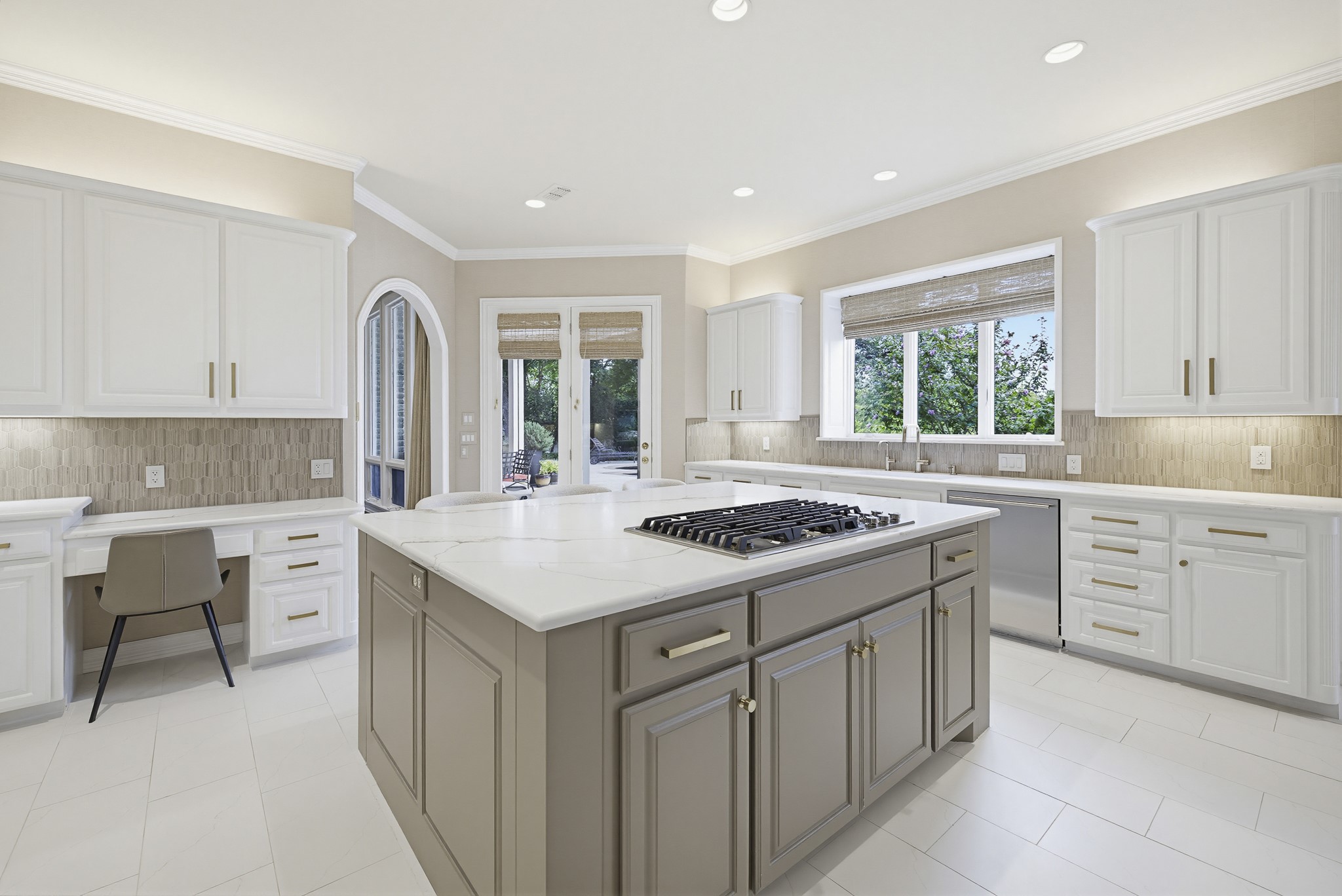 5760 Forest Highlands Drive Fort Worth TX 76132