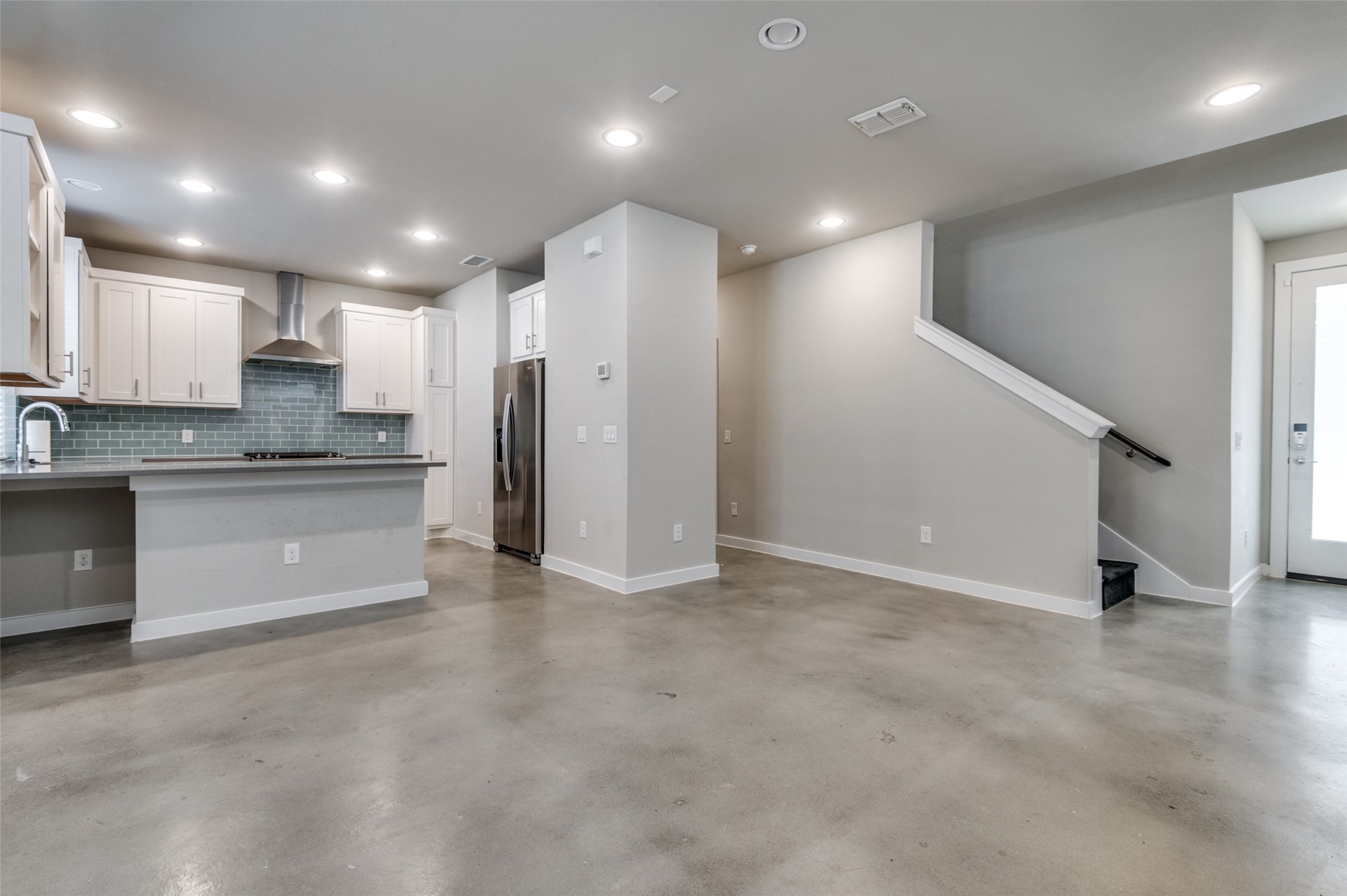 1225 Crownview Lane Dallas TX 75208
